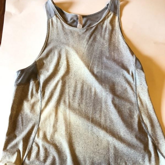 Lululemon sculpt tank - Picture 3 of 5